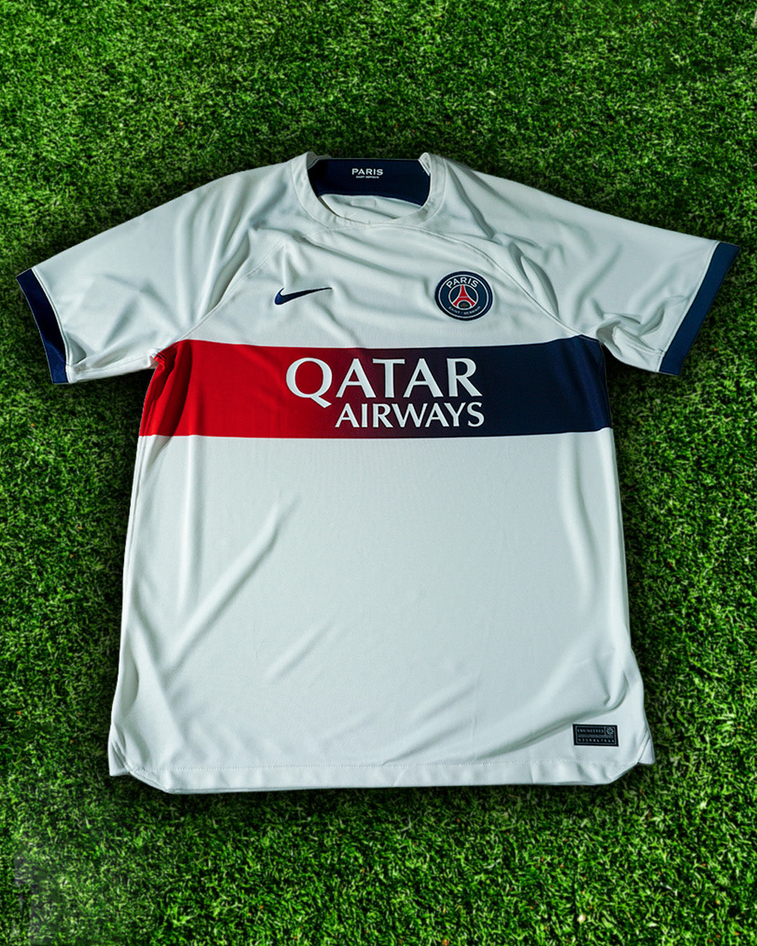 Paris Saint-Germain Auswärtstrikot 2023/24